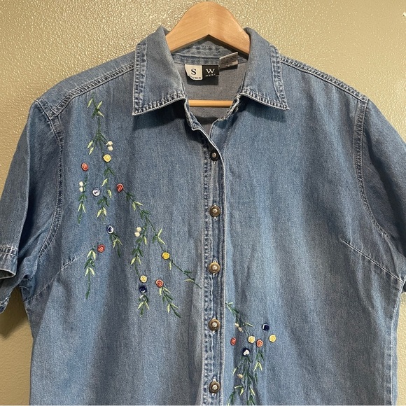 Studio West Denim Embroidered Button Up Shirt- Large - Picture 2 of 9